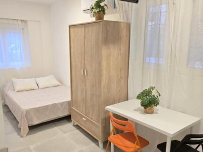 Dormitori de Estudi de lloguer en  Madrid Capital amb Moblat i Internet