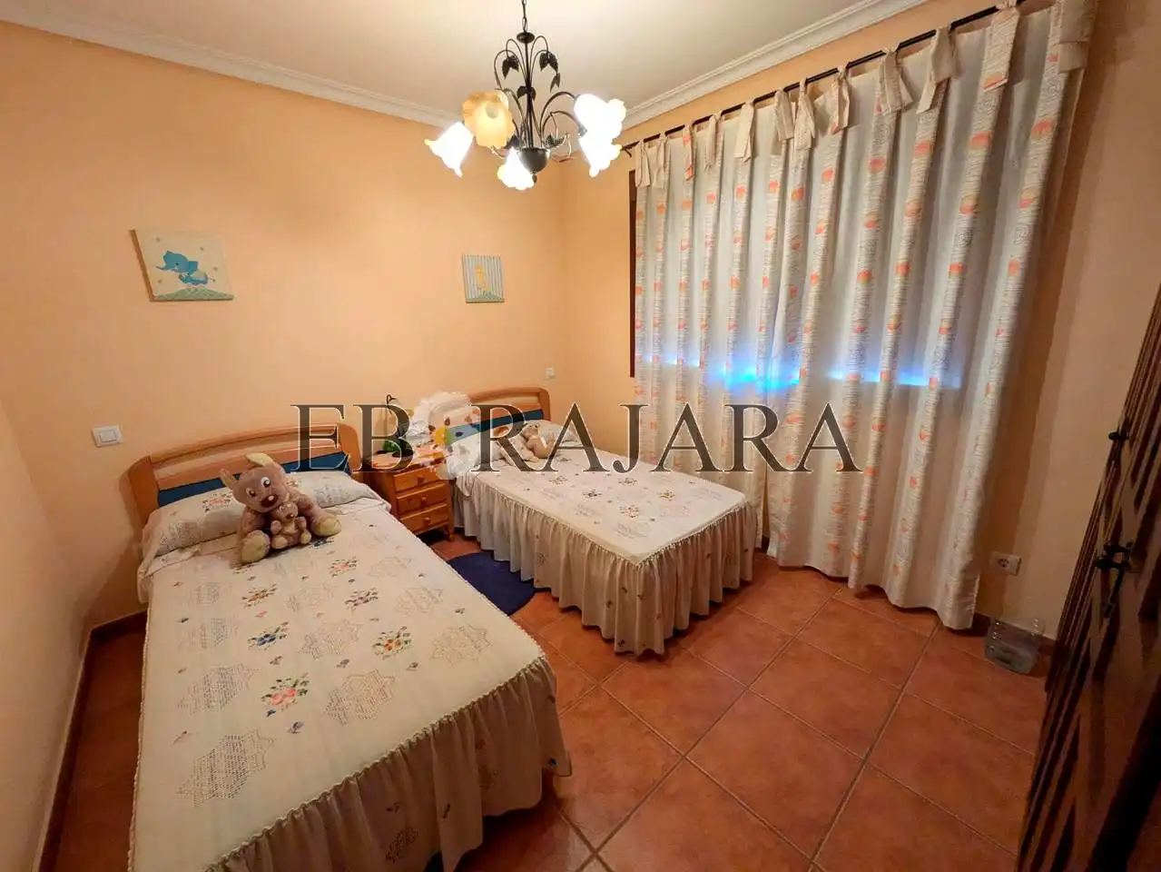 Casa amb piscina en venda a Calle la Amistad, imagen 36