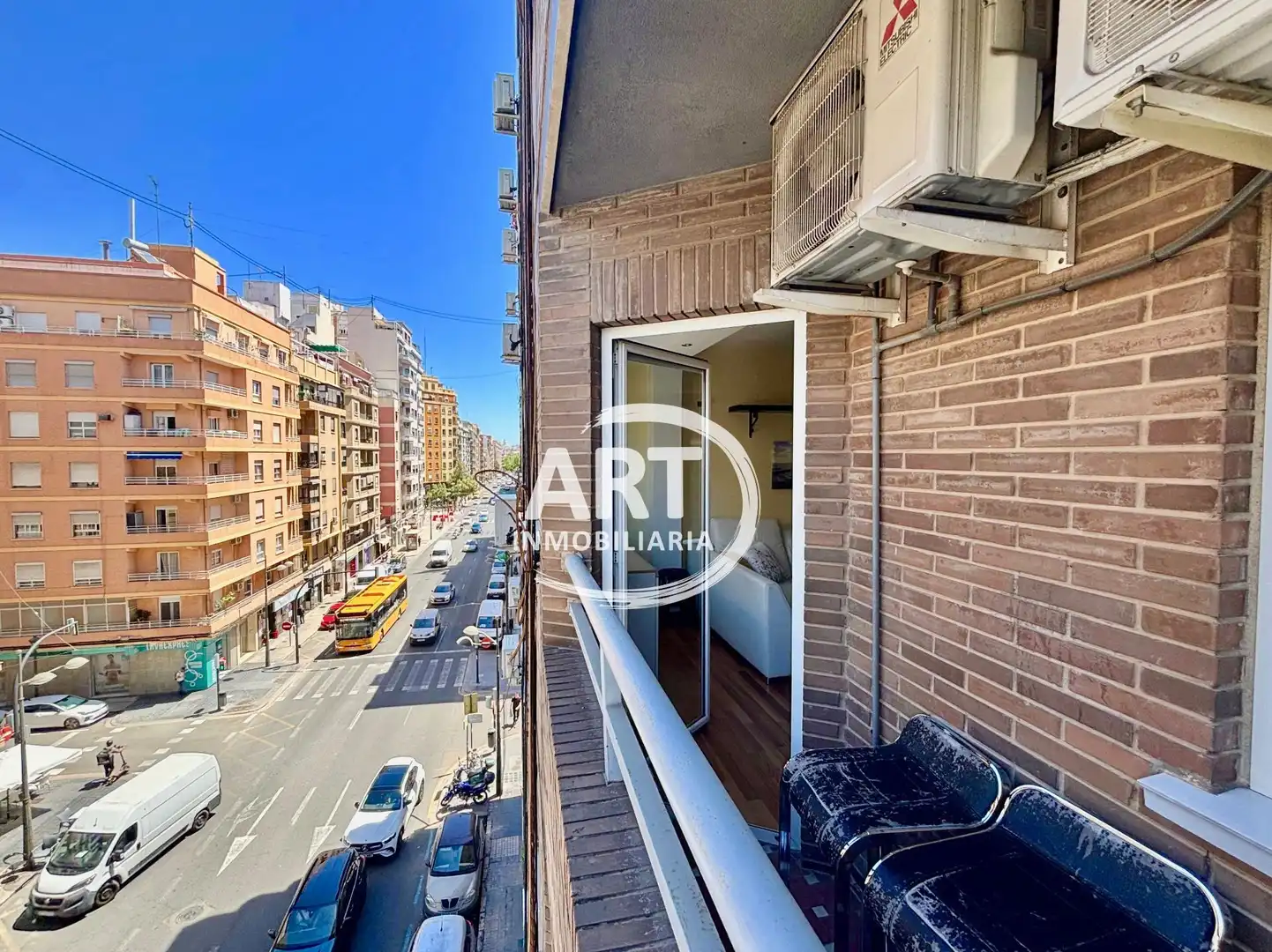 Vista exterior de Piso en venta en Valencia con Aire acondicionado, Calefacción y Amueblado
