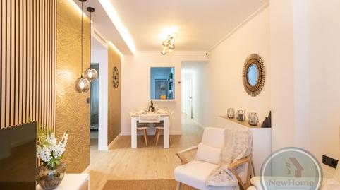 Foto 3 de Pis en venda a Calle Campoamor, Puerto Deportivo, Alicante