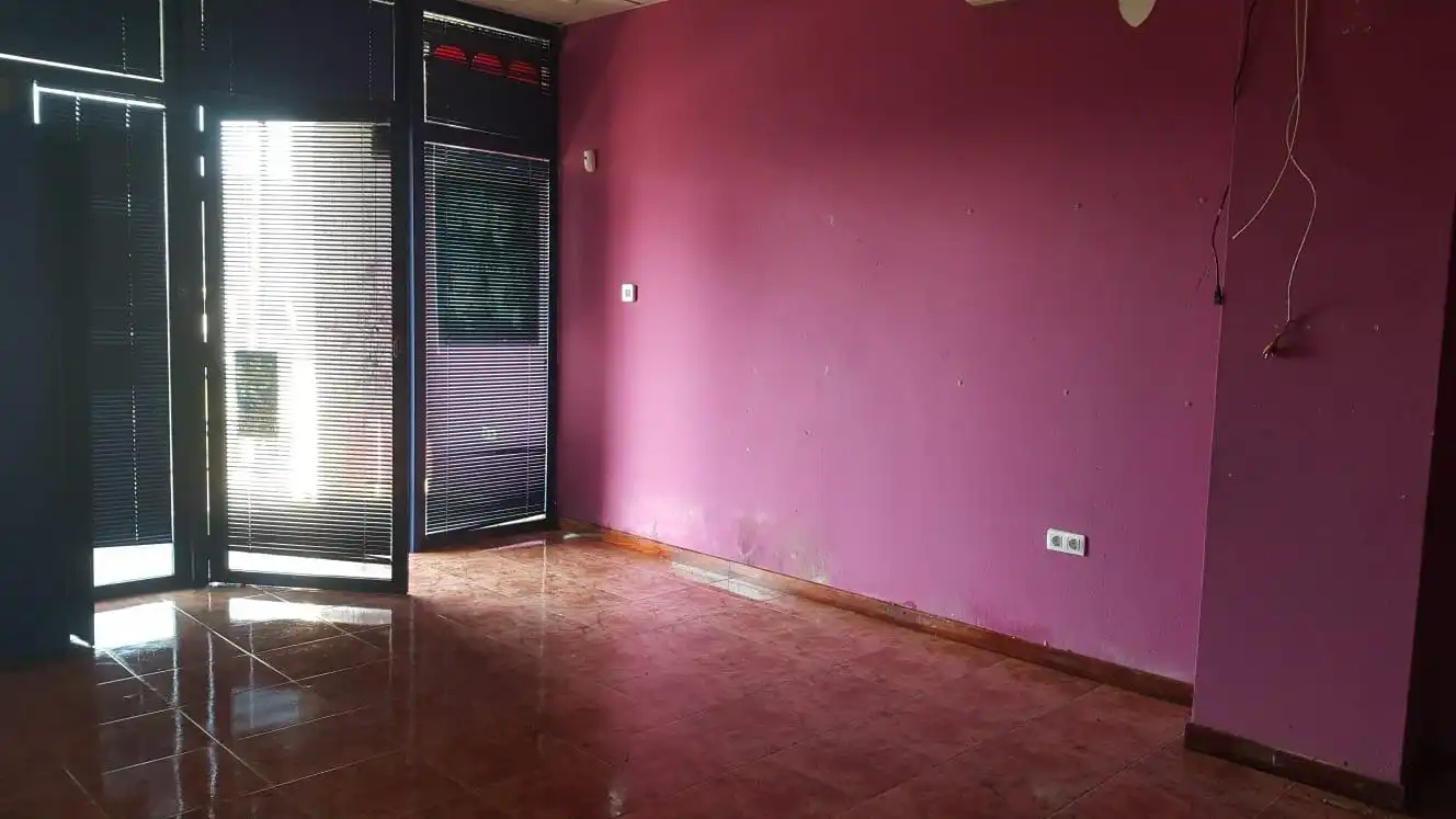 Business premises for sale in Calle ESTROMIL, imagen 3