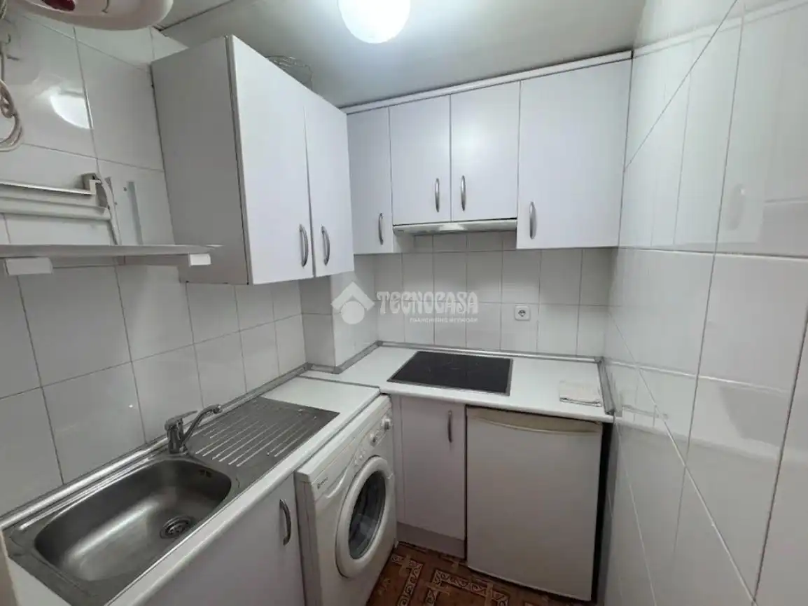 Piso en venta en C. del Mesón de Paredes, imagen 4