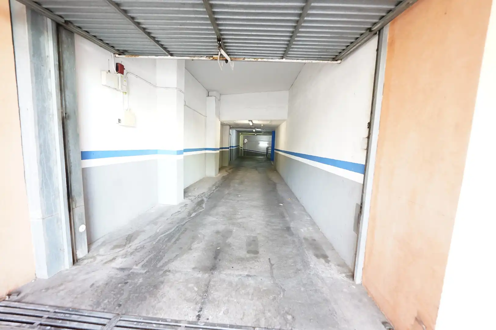 Einzelparkplatz mit Aufzug zum Verkauf in Carrer de Garcilaso 123, imagen 17