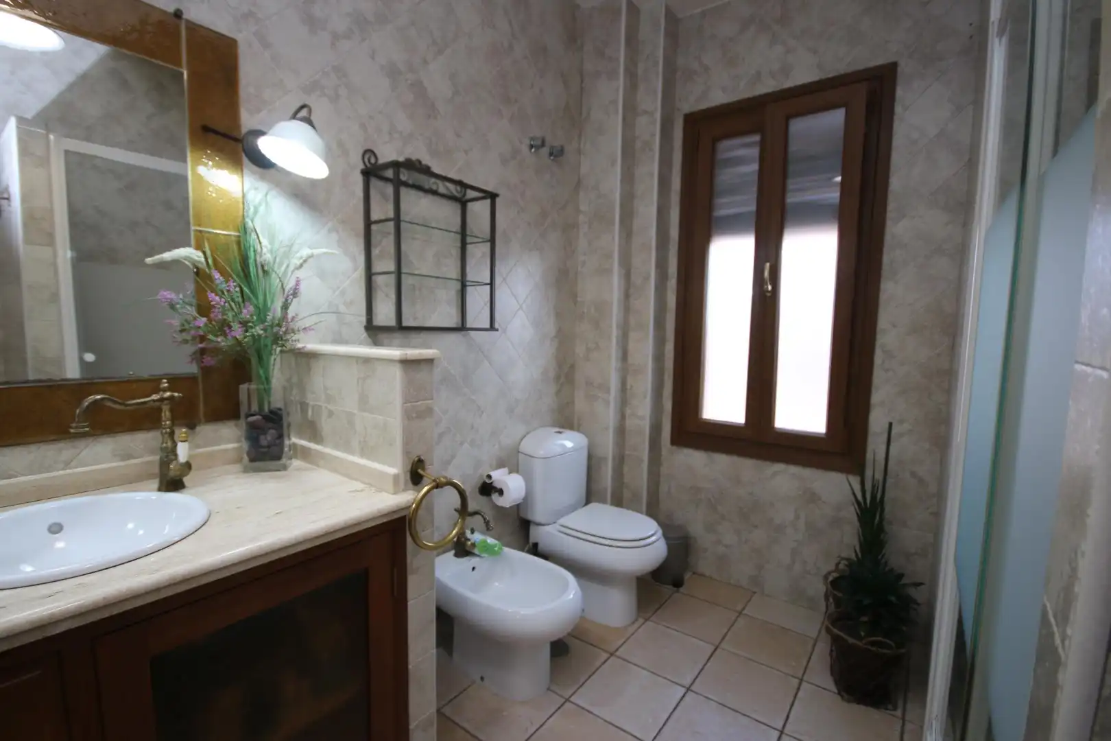 Bathroom of Houses for sale in Lepe  with Air Conditioner, Heating and Private garden