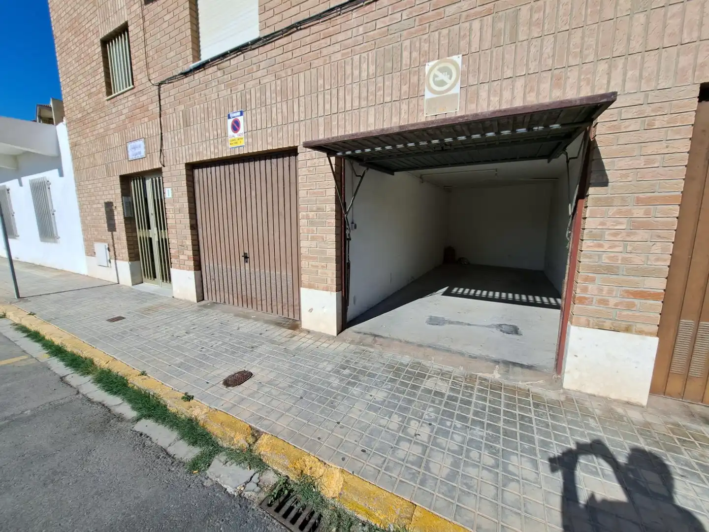 Aparcament de Apartament de lloguer en Sueca amb Terrassa, Moblat i Balcó