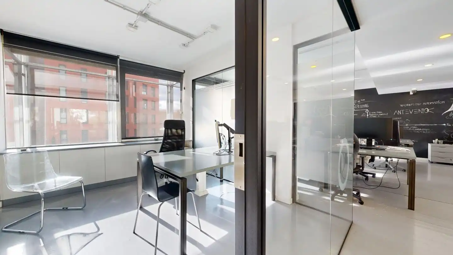 Office for sale in Madrid  with Air Conditioner, Heating and Storage room