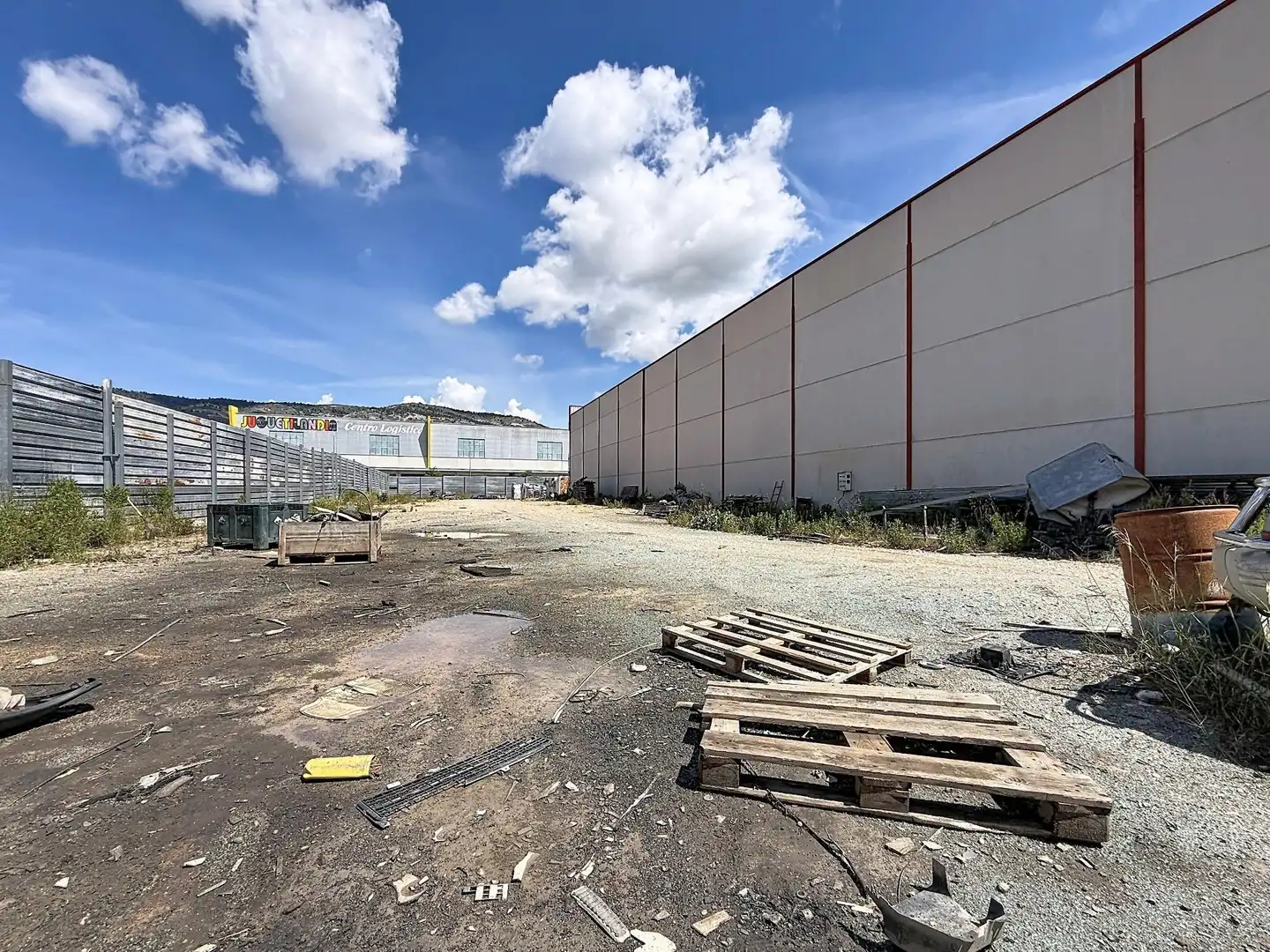 Terreno industrial en venta en Onil
