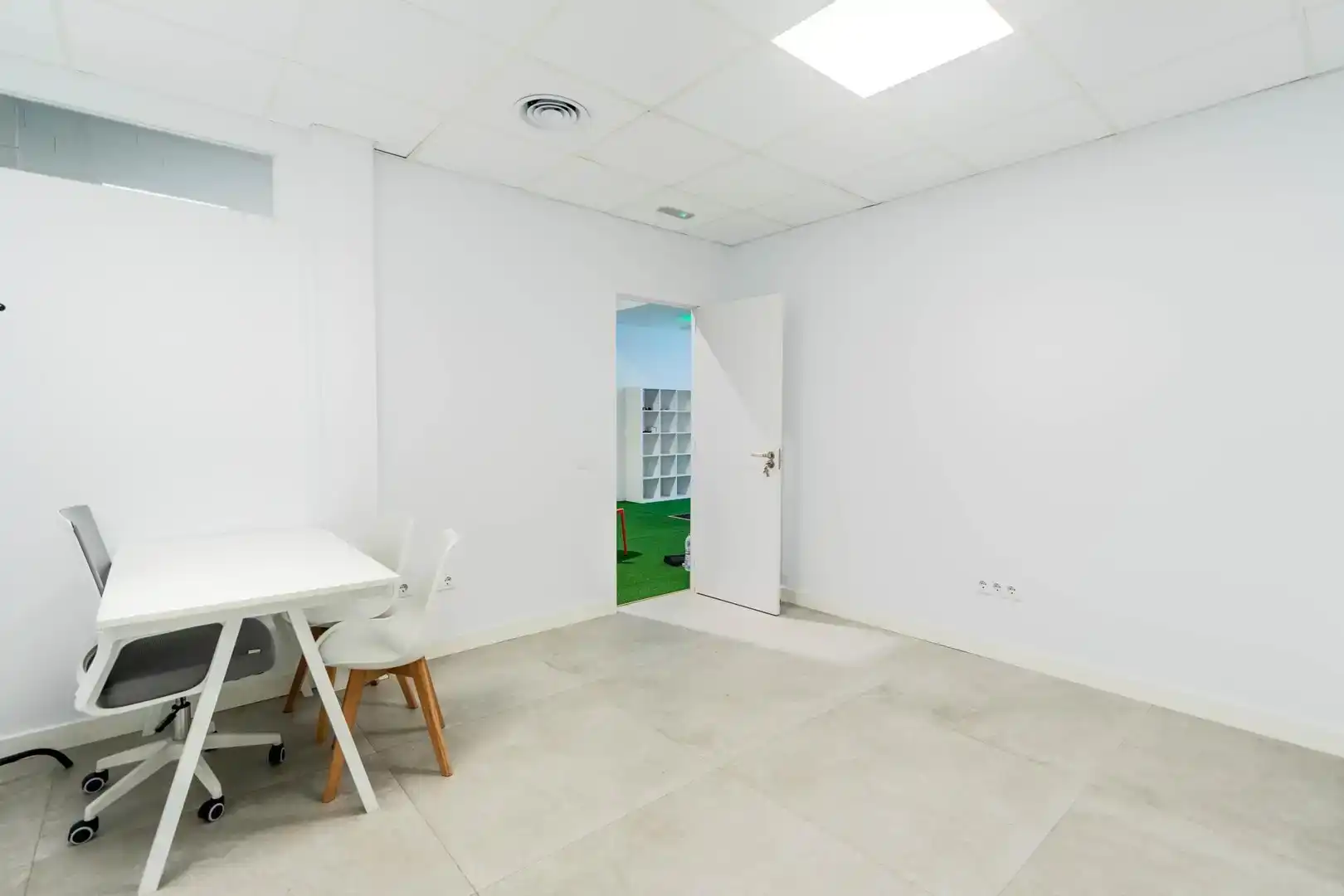 Office for rent in Huércal de Almería