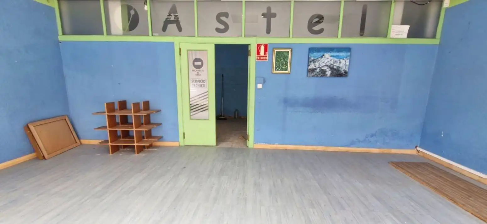 Geschaftsraum zur Miete in Torrelavega 