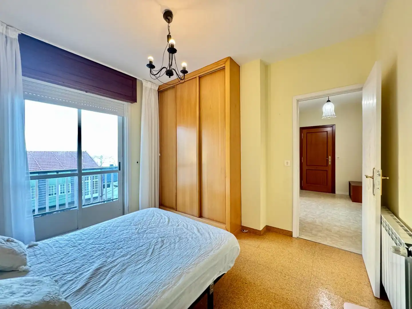 Habitación de Piso en venta en Vilanova de Arousa con Calefacción, Terraza y Amueblado