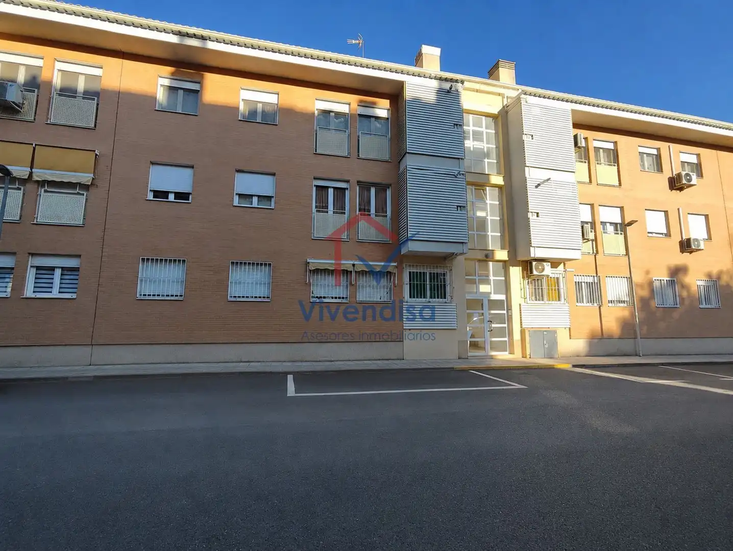 Exterior view of Flat for sale in Cabanillas del Campo  with Heating, Furnished and Oven