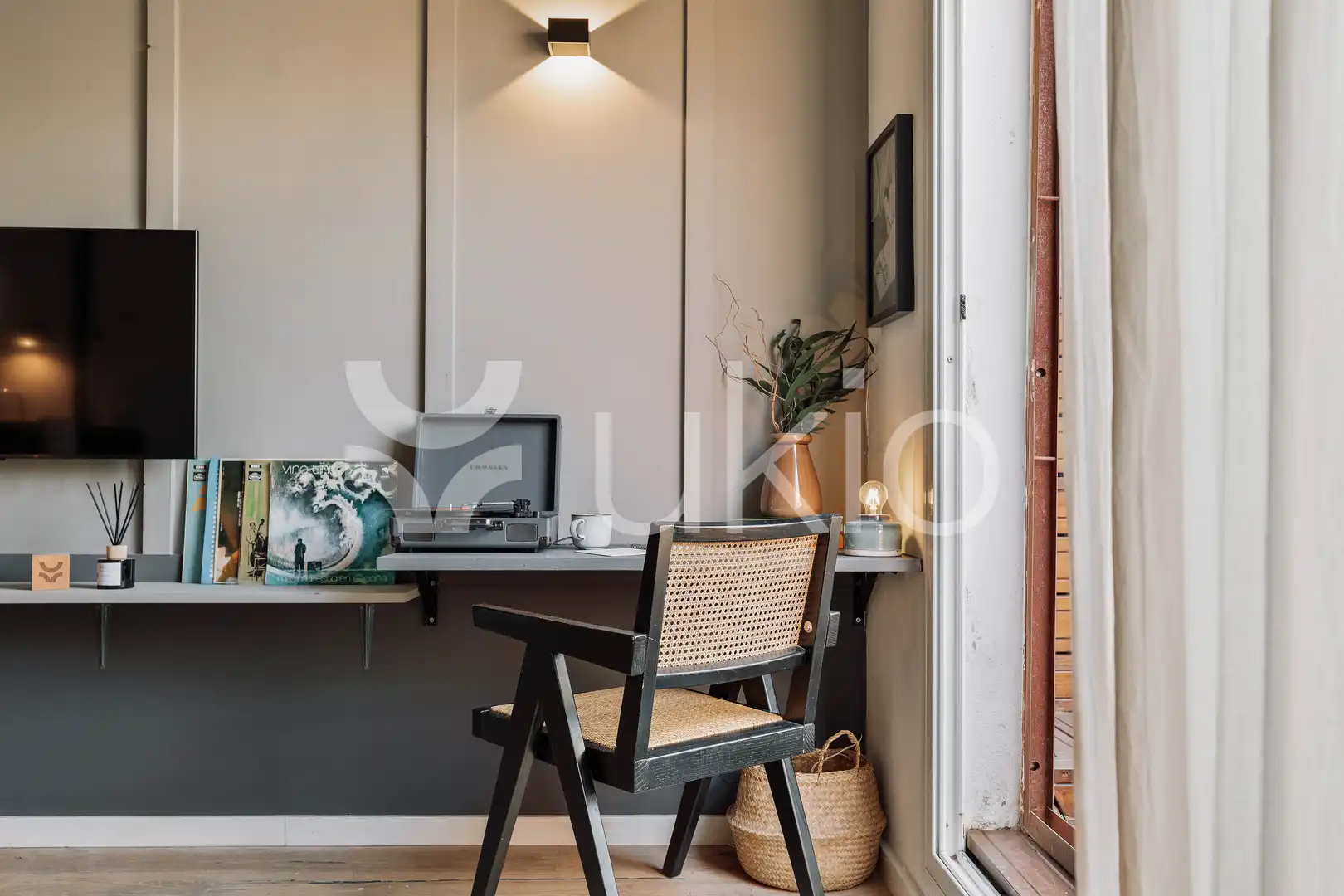 Bedroom of Attic for rent in Barcelona  with Air Conditioner, Heating and Parquet flooring
