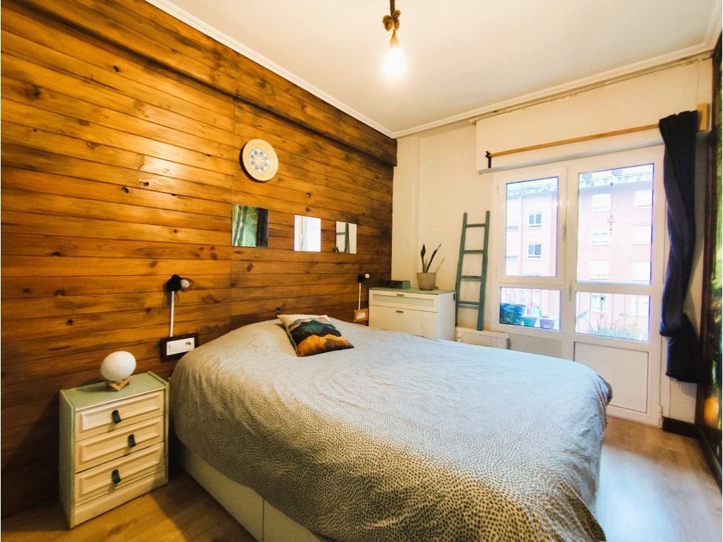 Habitación de Piso en venta en Vitoria - Gasteiz con Calefacción, Terraza y Balcón
