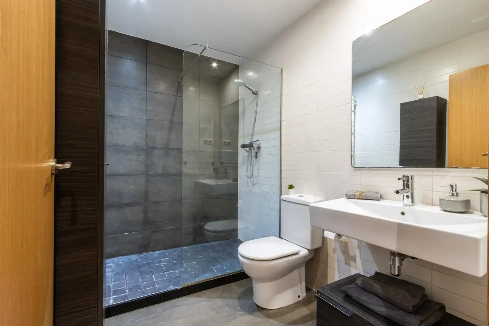 Baño de Piso en venta en Sabadell con Aire acondicionado, Calefacción y Parquet