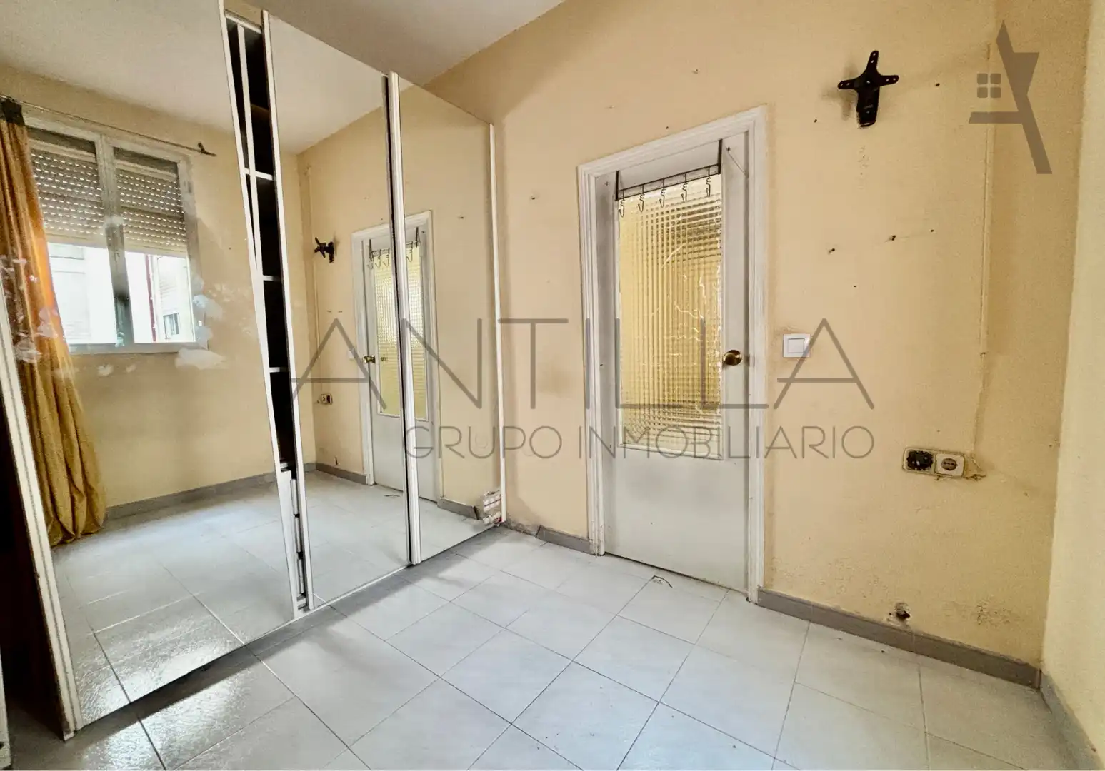 Piso en venta en Madrid con Aire acondicionado, Calefacción y Alarma