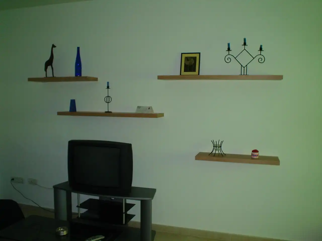 Sala d'estar de Casa o xalet en venda en Saelices amb Calefacció i Moblat