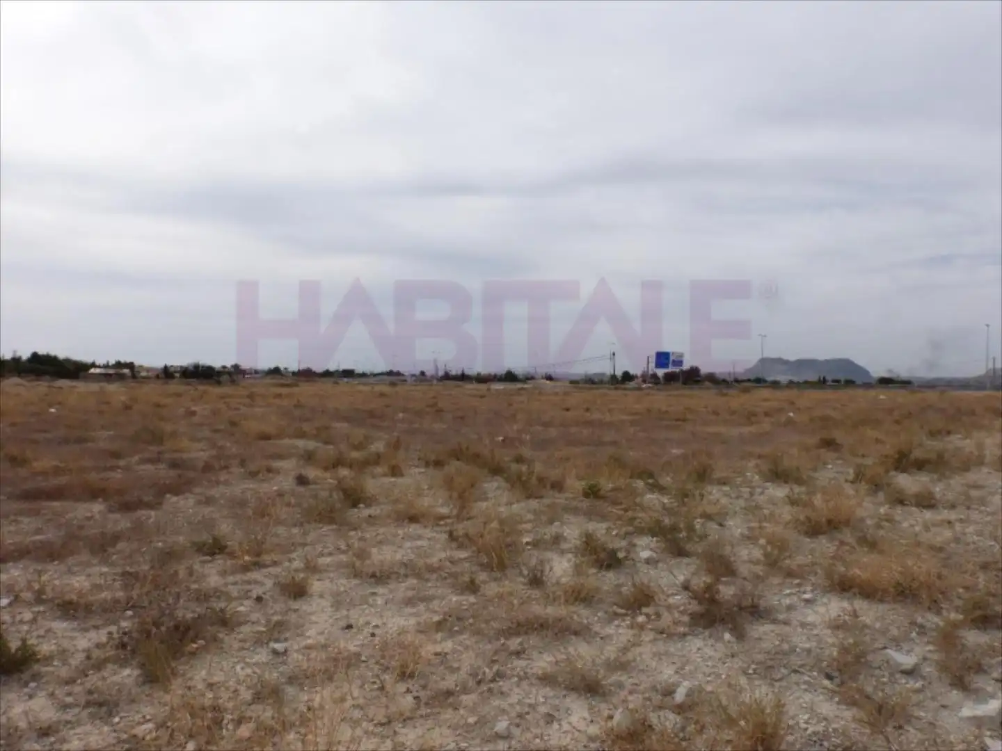 Terreno industrial en venta en Alicante / Alacant