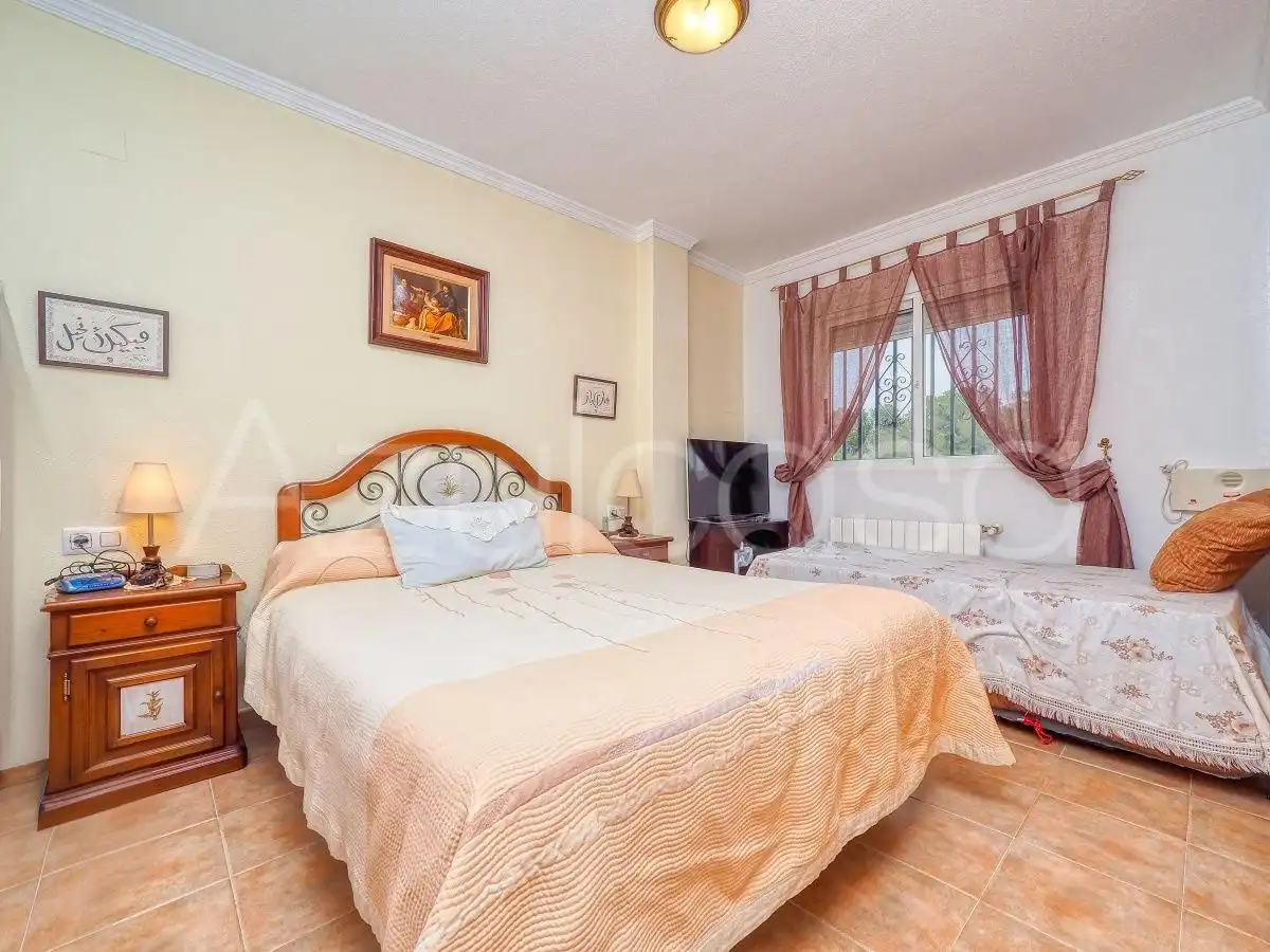 Habitación de Casa o chalet en venta en Castalla con Jardín privado, Terraza y Trastero
