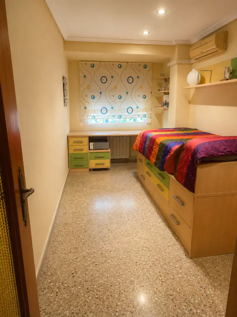 Dormitori de Pis en venda en Xirivella amb Aire condicionat, Terrassa i Traster
