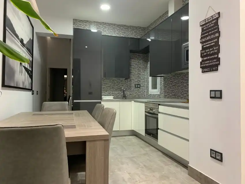 Flat for rent in Calle de la Santísima Trinidad, Trafalgar