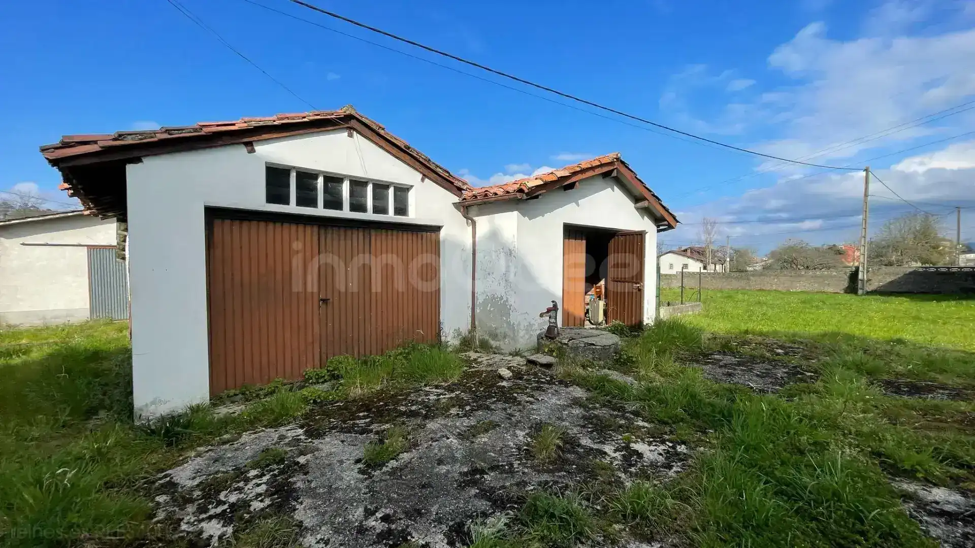 Houses for sale in Nava  with Terrace