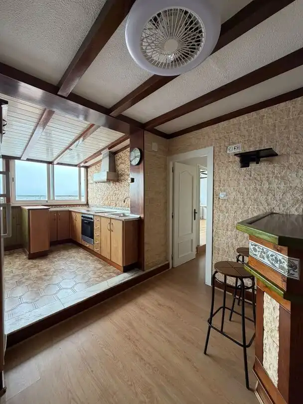 Küche von Wohnung zur Miete in Gijón  mit Heizung und Terrasse