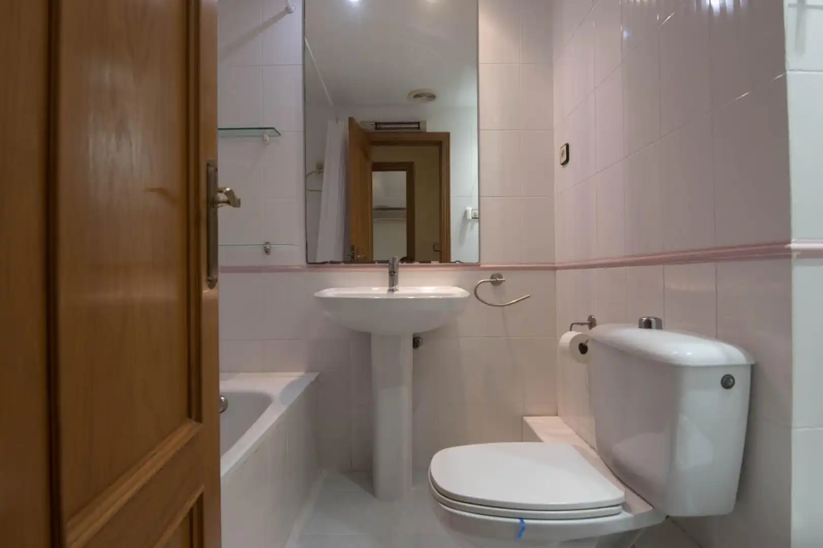 Badezimmer von Wohnung zur Miete in Murcia mit Heizung, Parkett und Terrasse