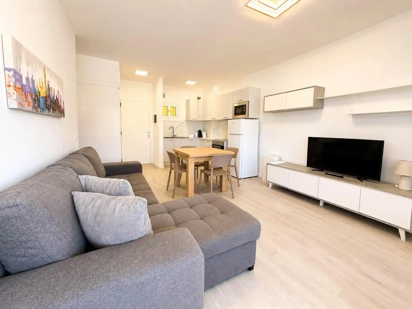 Apartment mit Pool zur Miete in Avenida Juan Carlos I 3, imagen 7