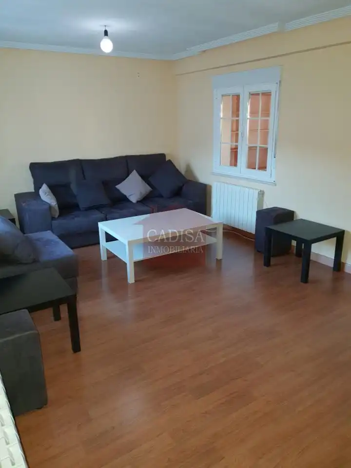 Sala d'estar de Àtic en venda en Salamanca amb Calefacció, Terrassa i Moblat
