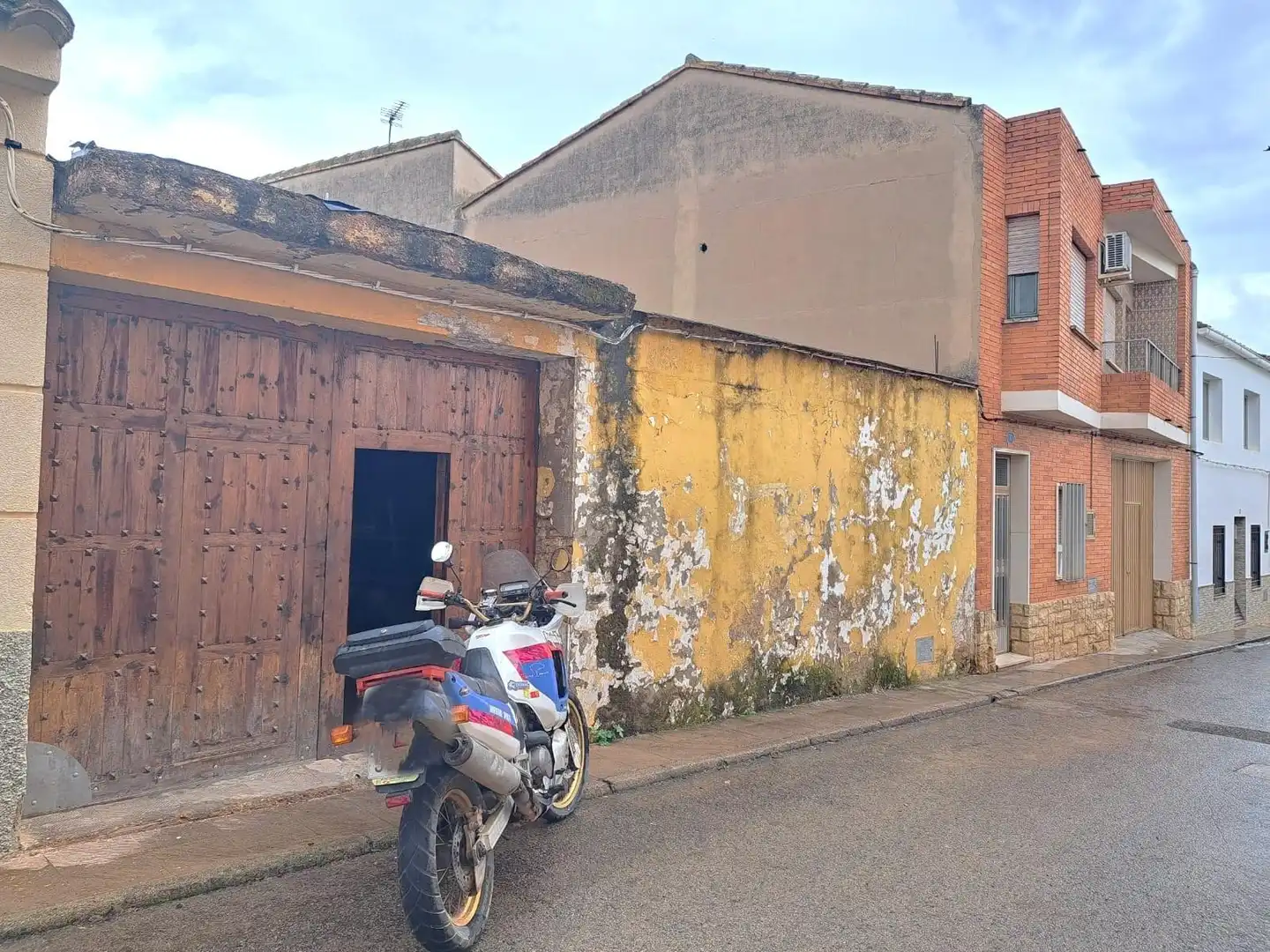 Vista exterior de Casa o chalet en venta en Requena con Terraza