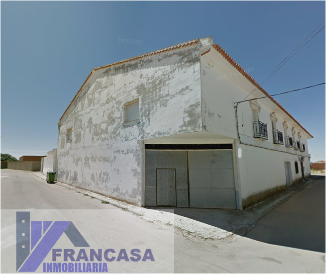 Exterior view of Industrial buildings for sale in Villamayor de Santiago