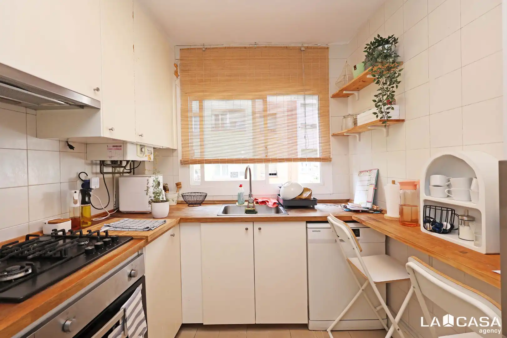 Cocina de Edificio en venta en L'Hospitalet de Llobregat