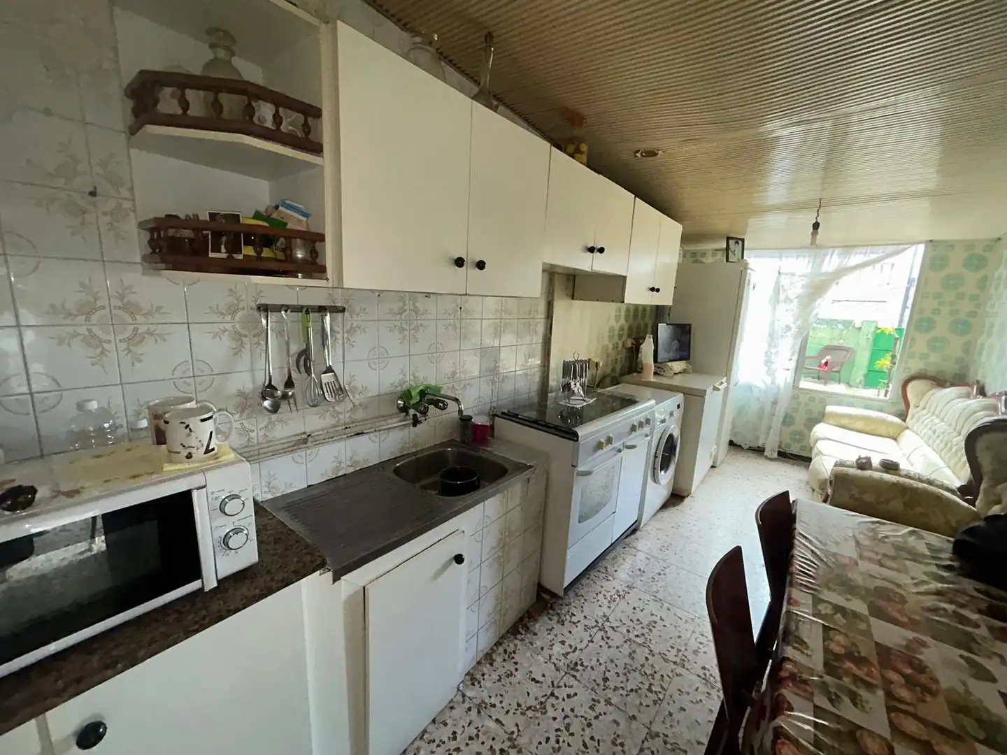 Cuina de Casa o xalet en venda en A Pobra do Caramiñal amb Traster, Moblat i Balcó
