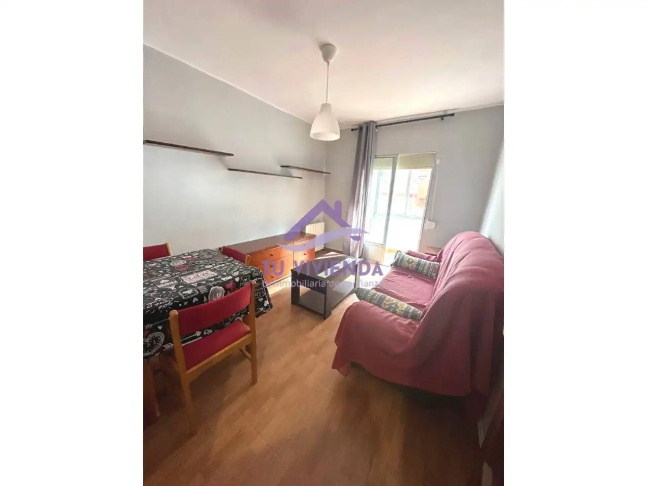 Bedroom of Flat for sale in Valladolid Capital  with Heating, Parquet flooring and Furnished