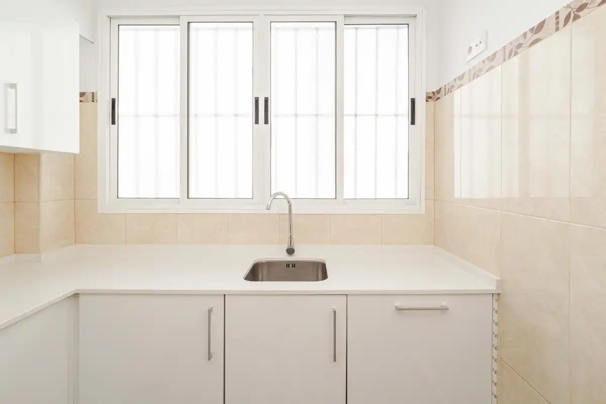 Kitchen of Flat for rent in Sevilla  with Air Conditioner, Heating and Terrace