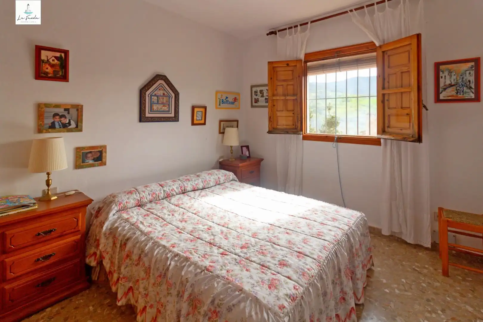 Dormitori de Casa o xalet en venda en Carratraca amb Aire condicionat, Jardí privat i Terrassa