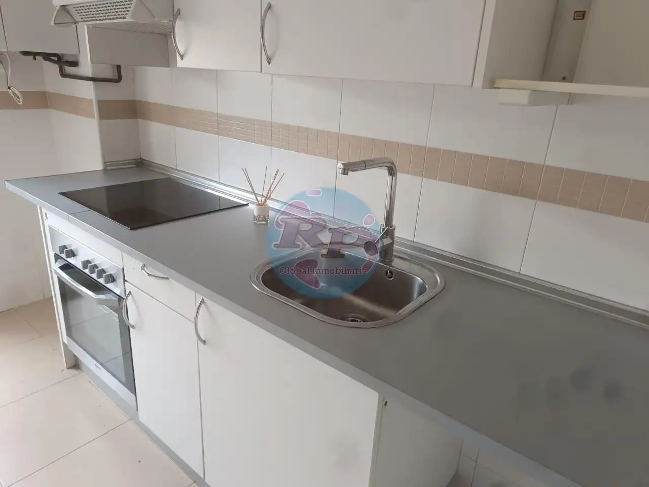 Cocina de Apartamento de alquiler en León Capital  con Calefacción, Parquet y Terraza