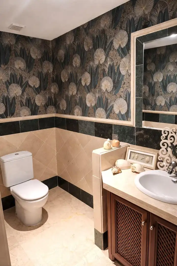 Baño de Piso en venta en Sotogrande con Aire acondicionado, Calefacción y Jardín privado