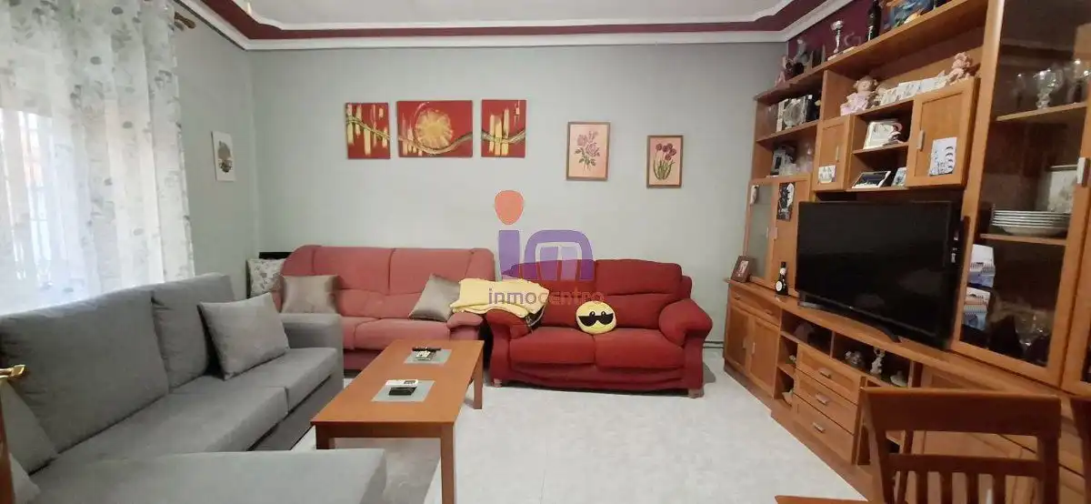 House for sale in Valdepeñas, imagen 3