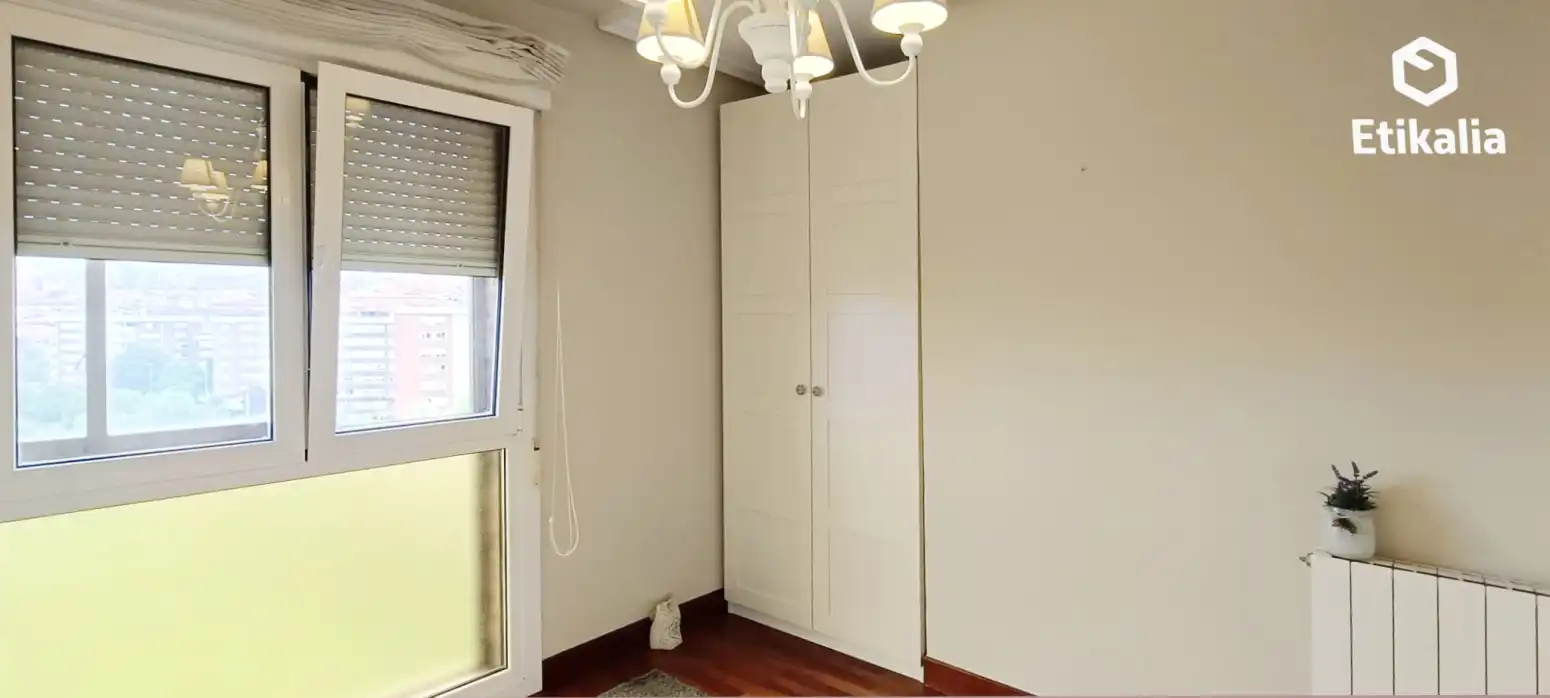 Wohnung zur Miete in Polígono Rojo - Aldapa