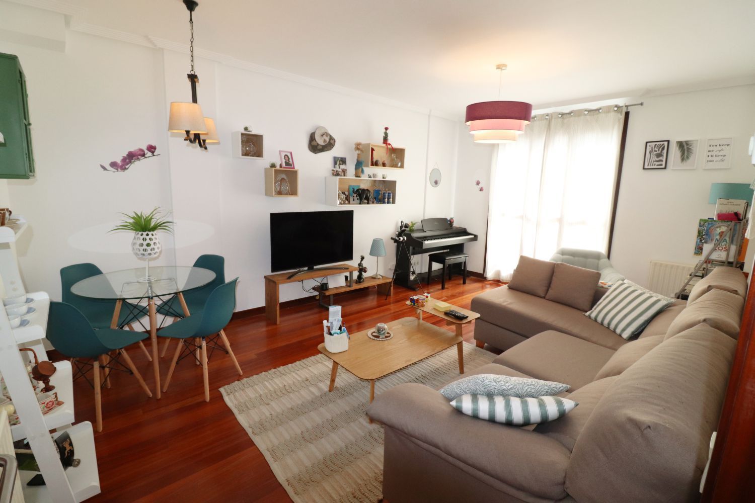 Living room of Single-family semi-detached for sale in Legutio  with Heating, Terrace and Storage room