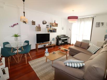 Living room of Single-family semi-detached for sale in Legutio  with Heating, Terrace and Storage room