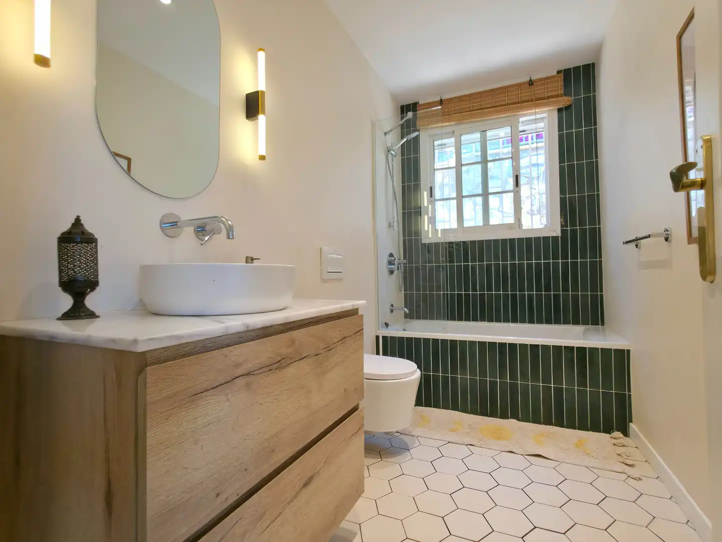 Baño de Casa o chalet en venta en Corbera de Llobregat con Aire acondicionado, Calefacción y Jardín privado