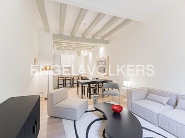 Wohnung mit Balkon zum Verkauf in Eixample