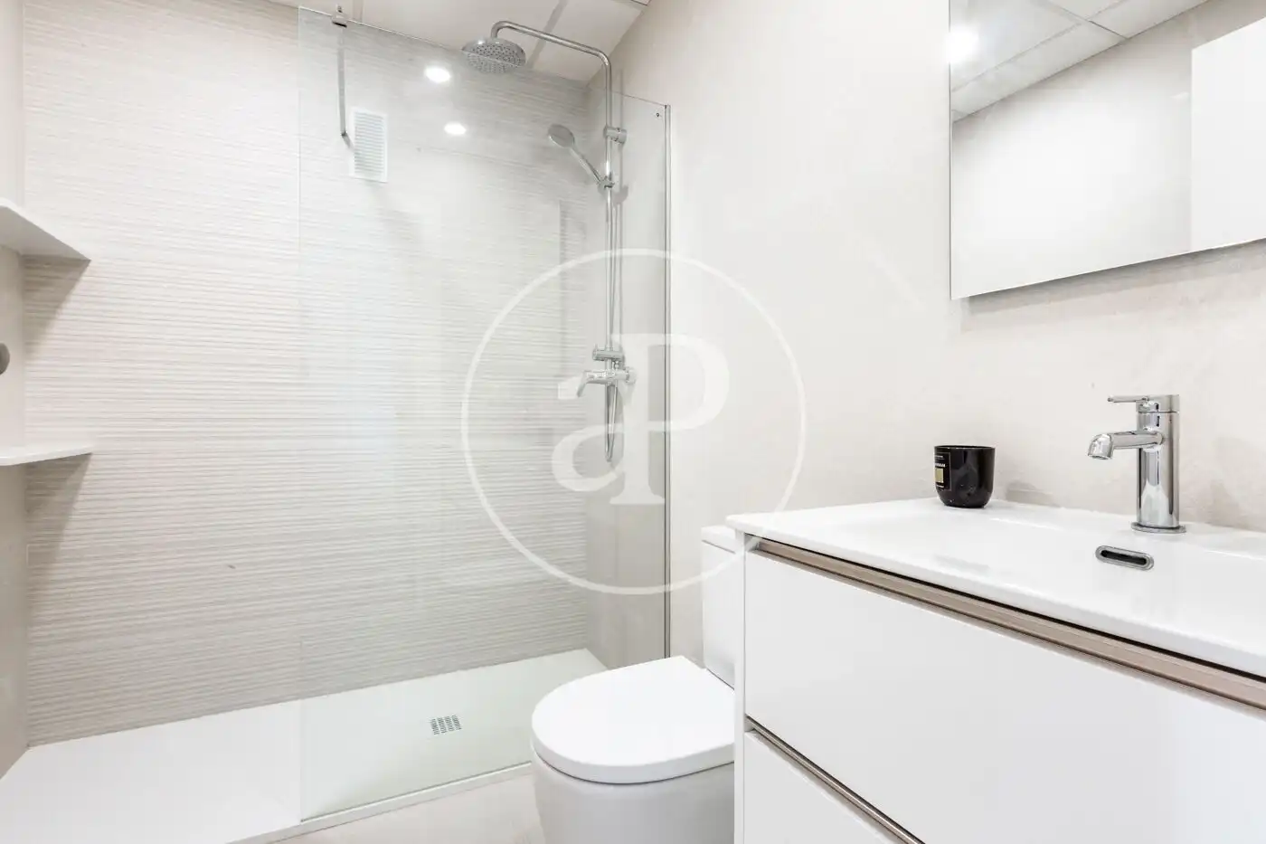 Baño de Ático en venta en Valencia con Aire acondicionado, Calefacción y Terraza
