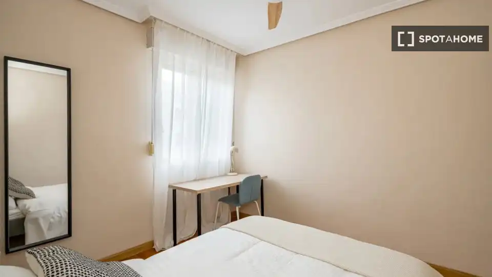 Room in Madrid, Madrid