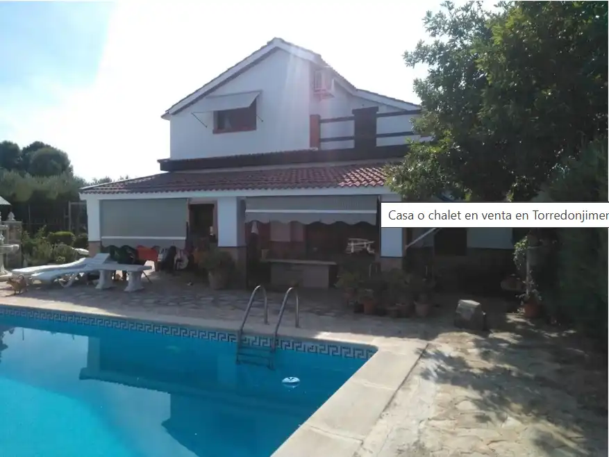 Piscina de Casa o chalet en venta en Torredonjimeno con Aire acondicionado, Calefacción y Jardín privado