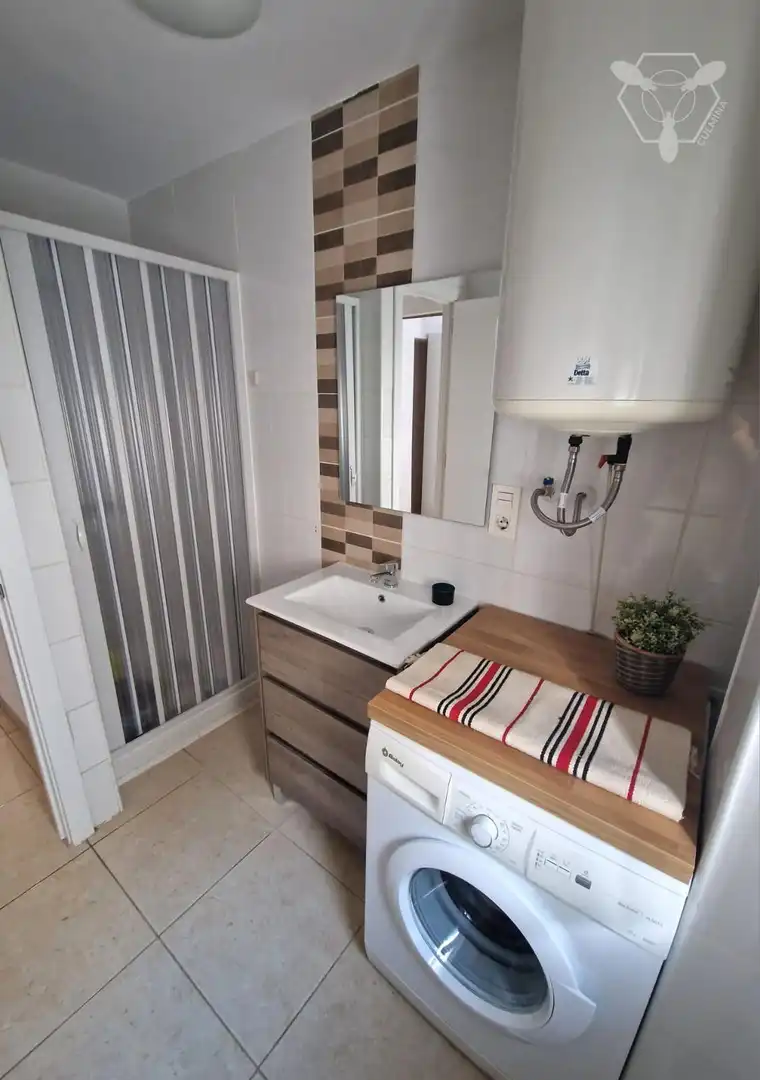 Bathroom of Flat for rent in Huelva  with Terrace and Furnished