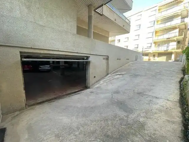 Parking of Garage for rent in Salou