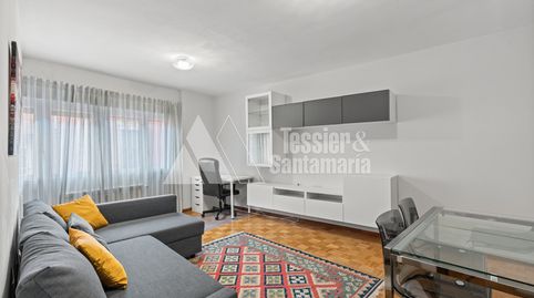 Foto 2 de Apartament de lloguer a Calle Numa Guilhou, Barrio del Centro, Gijón